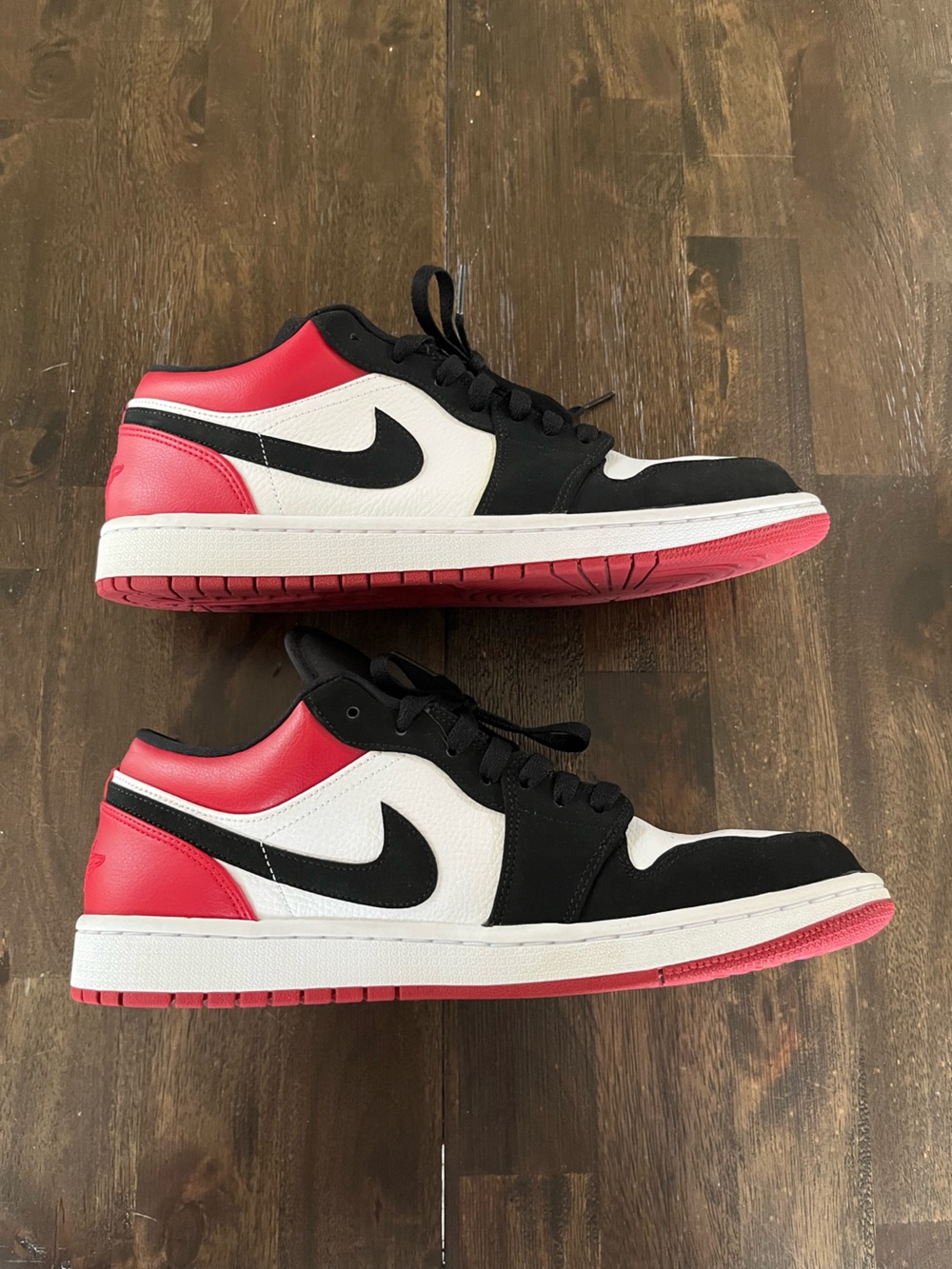 Air Jordan 1 Low - Black Toe - Picture 6 of 7